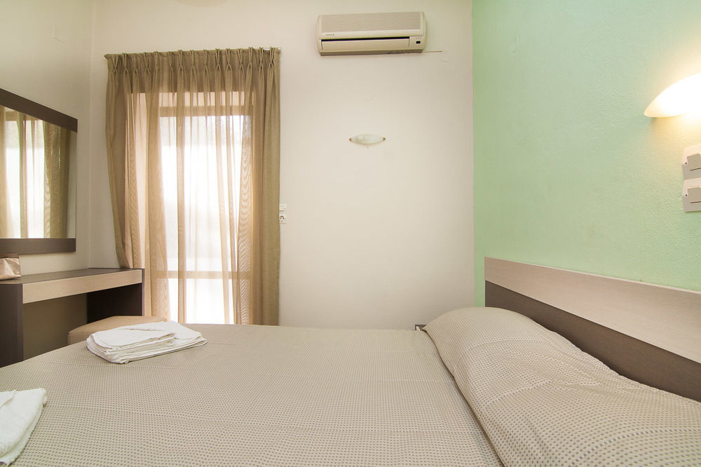 Skinos Apartments And Studios ปลาเกียส ภายนอก รูปภาพ