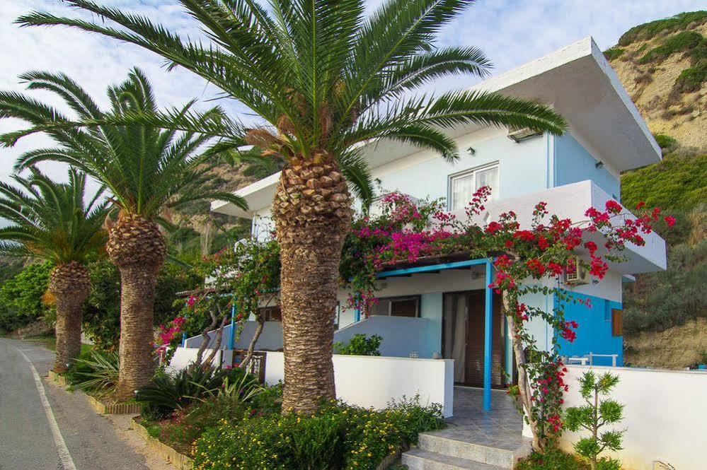 Skinos Apartments And Studios ปลาเกียส ภายนอก รูปภาพ